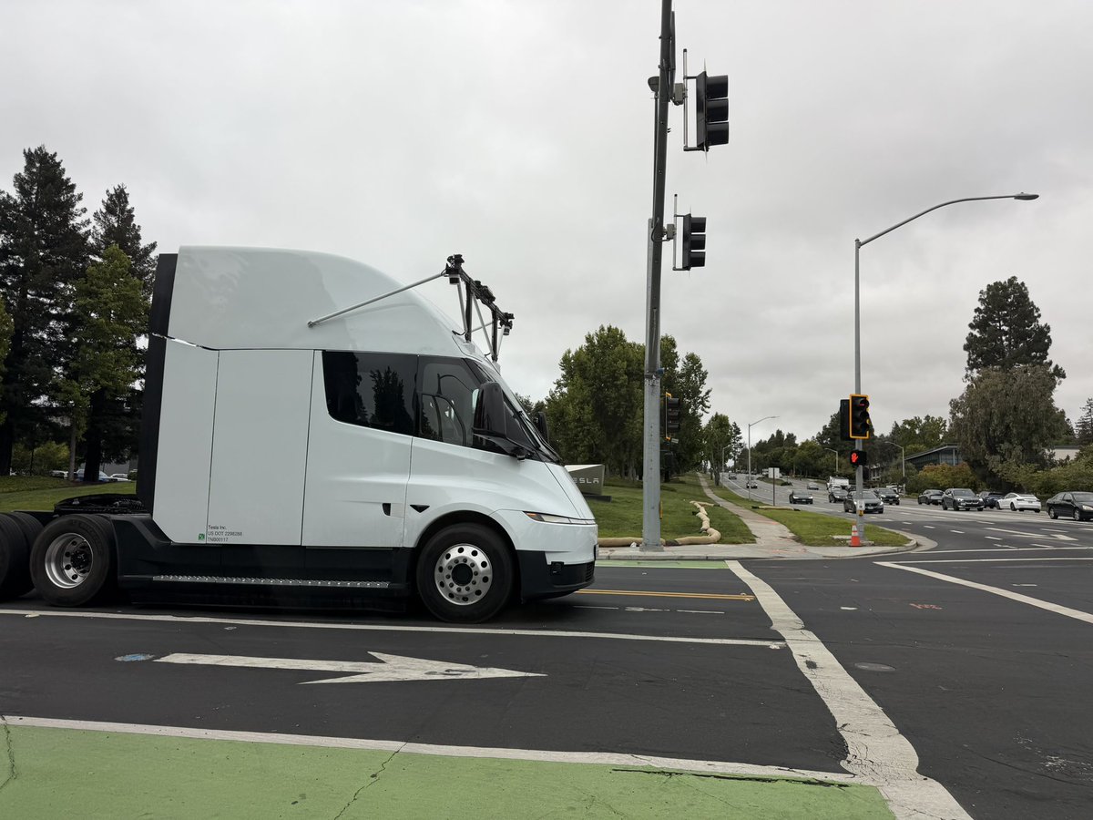 5 Things to Know About Tesla Semi FSD Validation Testing