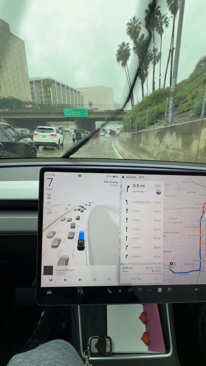 Tesla FSD Supervised Conquers Heavy Rain: New Demo Shows Extreme Weather Capability
