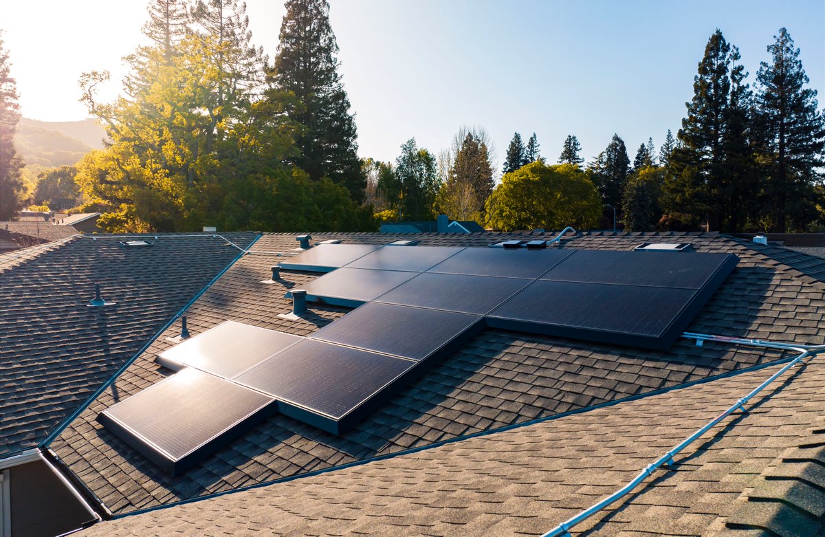 Tesla Hits 500,000 Solar Installations: What It Means for Owners