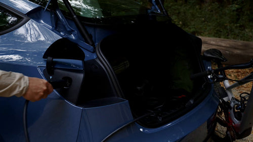 Tesla Powershare Is Now Standard: 5 Details That Matter