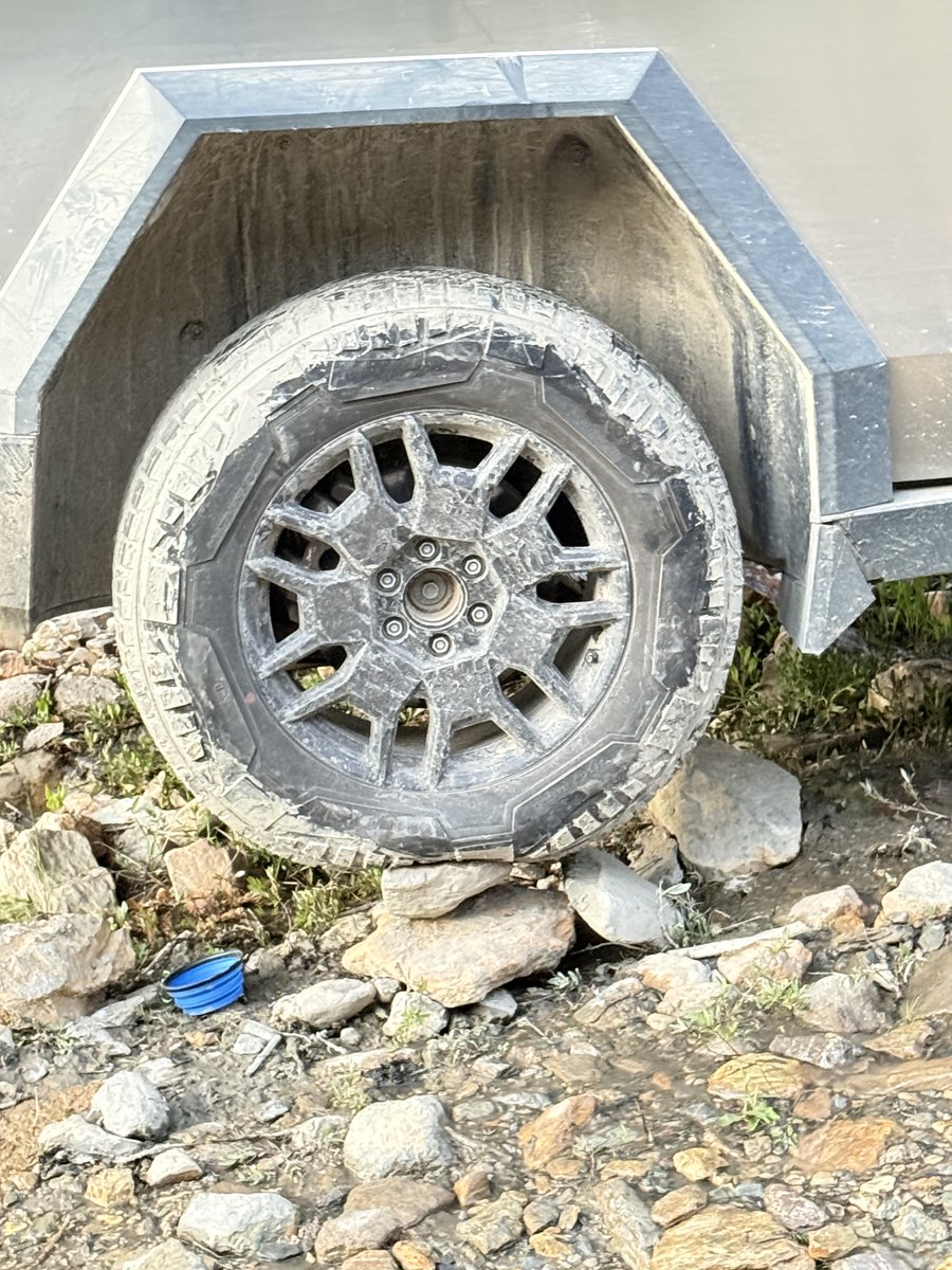 Cybertruck Auto-Leveling Suspension: Sleep Flat Anywhere