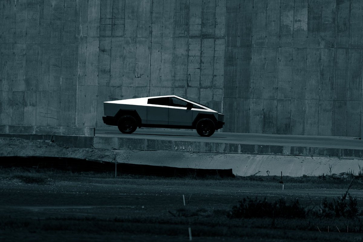 Cybertruck Earns IIHS Top Safety+ Pick & NHTSA 5-Star Rating