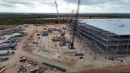 Giga Texas Optimus Factory: Steel Frame Nearly Done by October