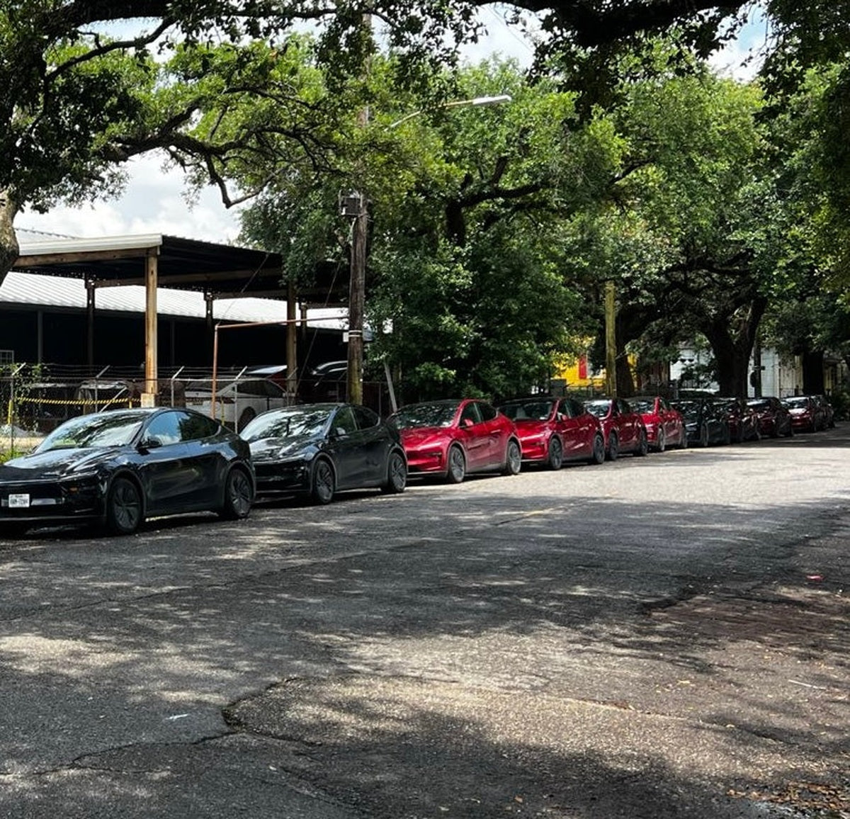 Tesla Robotaxi Testing Spotted in New Orleans with Camera Washers