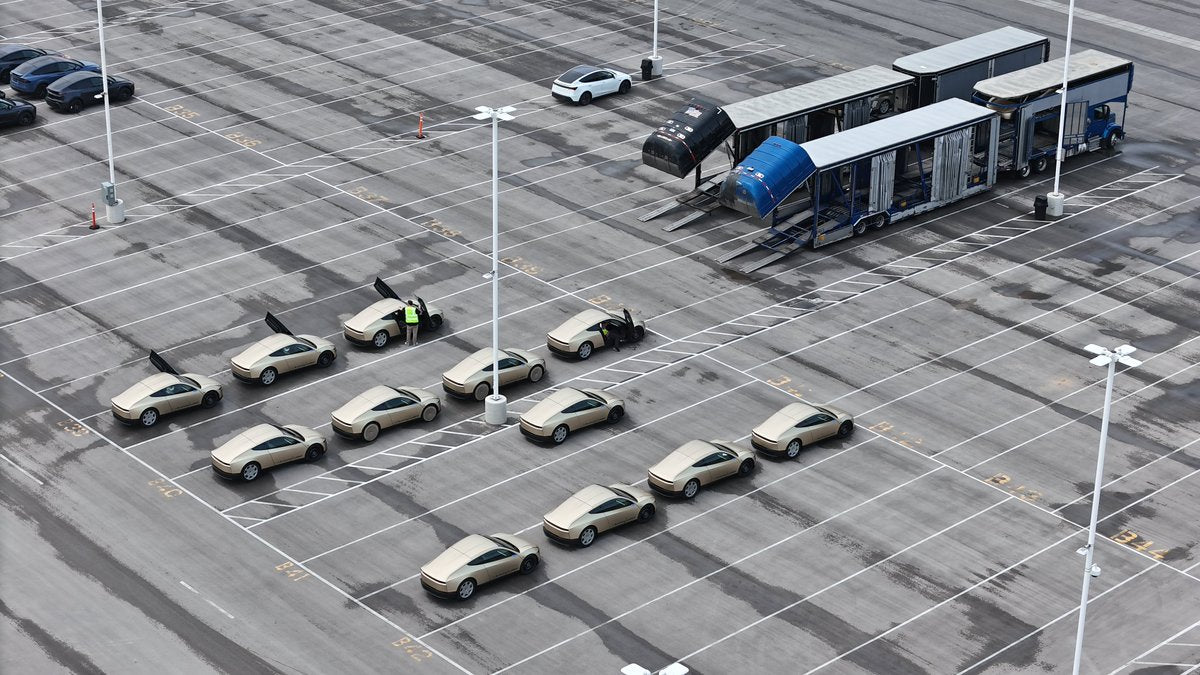 30+ Cybercabs Spotted Leaving Giga Texas: What It Means