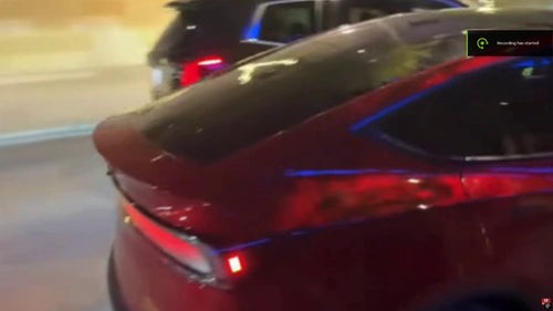 Cybercab Stops Mid-Road in New Incident Video