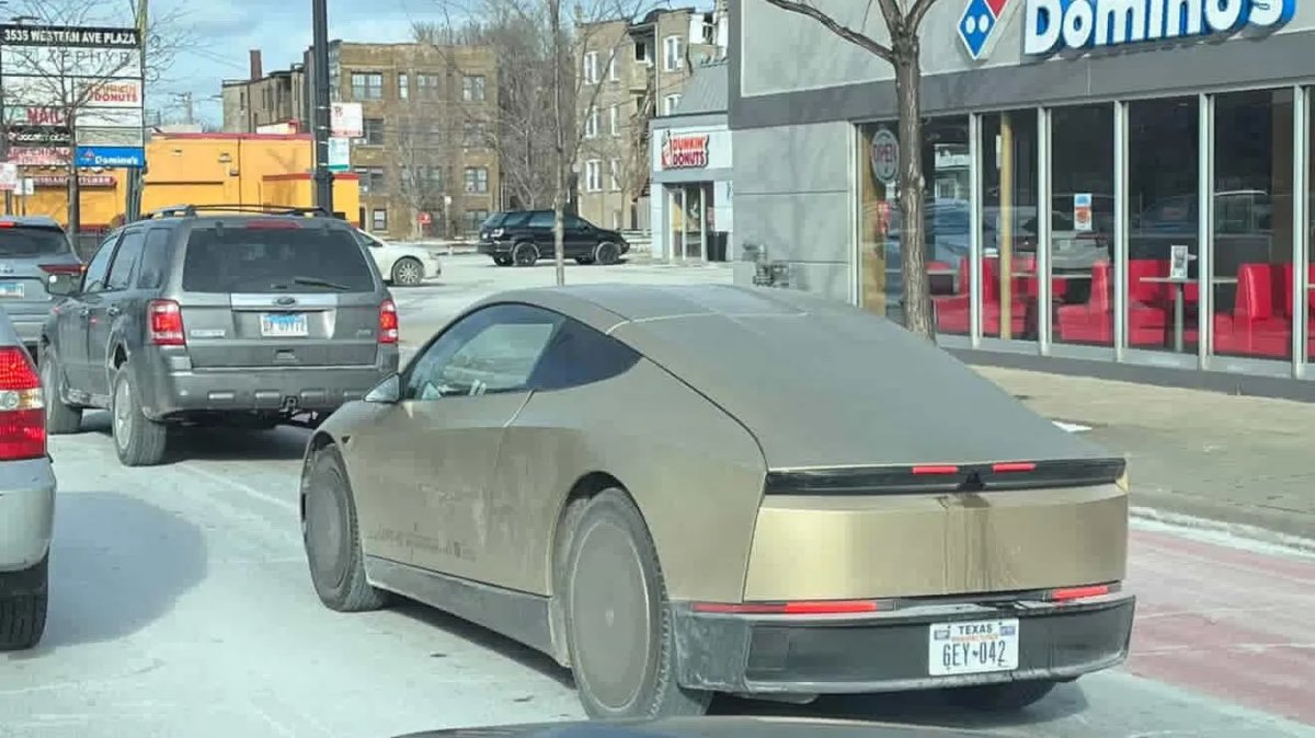 Cybercab Spotted: Rear Camera Washer, No Side Mirrors – The Future of Robotaxis?