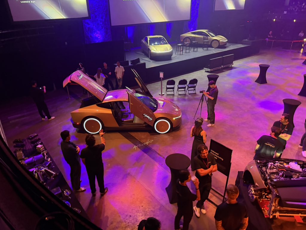 Tesla Cybercab First Rides: Glowing Wheels, Starlink, and App-Only Controls