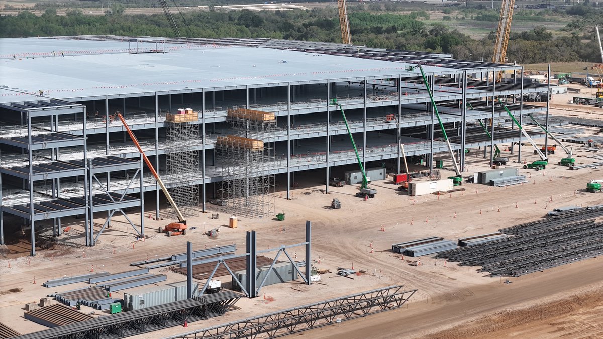 Giga Texas Optimus Factory: 5 Details That Matter