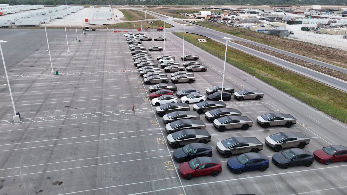 Cybertruck Production Ramping Up at Giga Texas Despite Model Y Pause