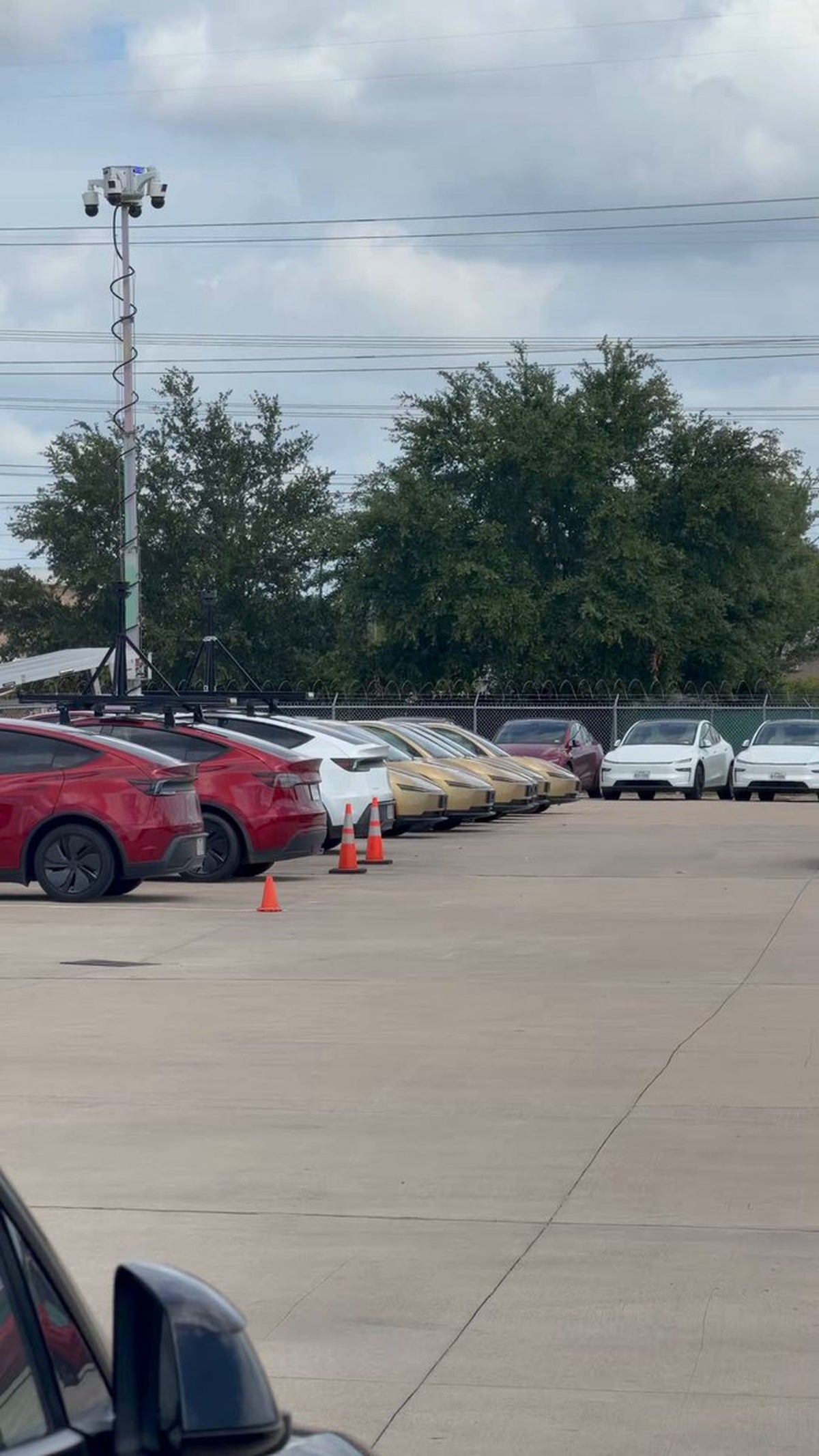 Tesla Cybercab Fleet Growing at Houston Robotaxi Hub