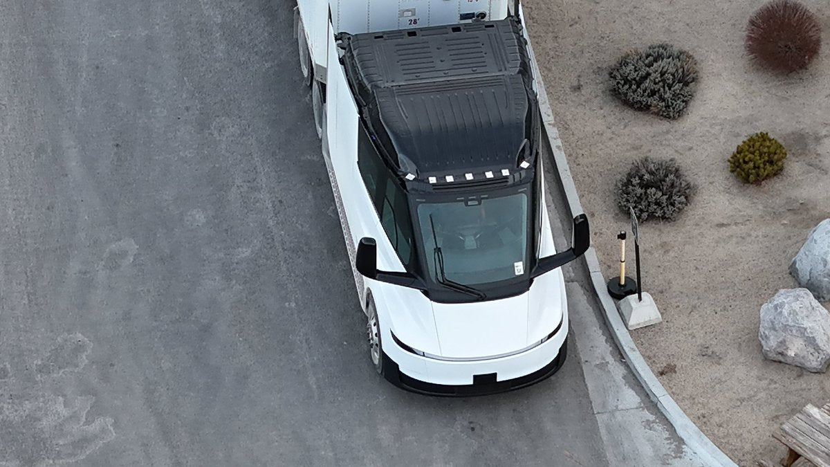 Tesla Semi 'Atlas' Refresh Spotted: Design, Specs & 2026 Timeline
