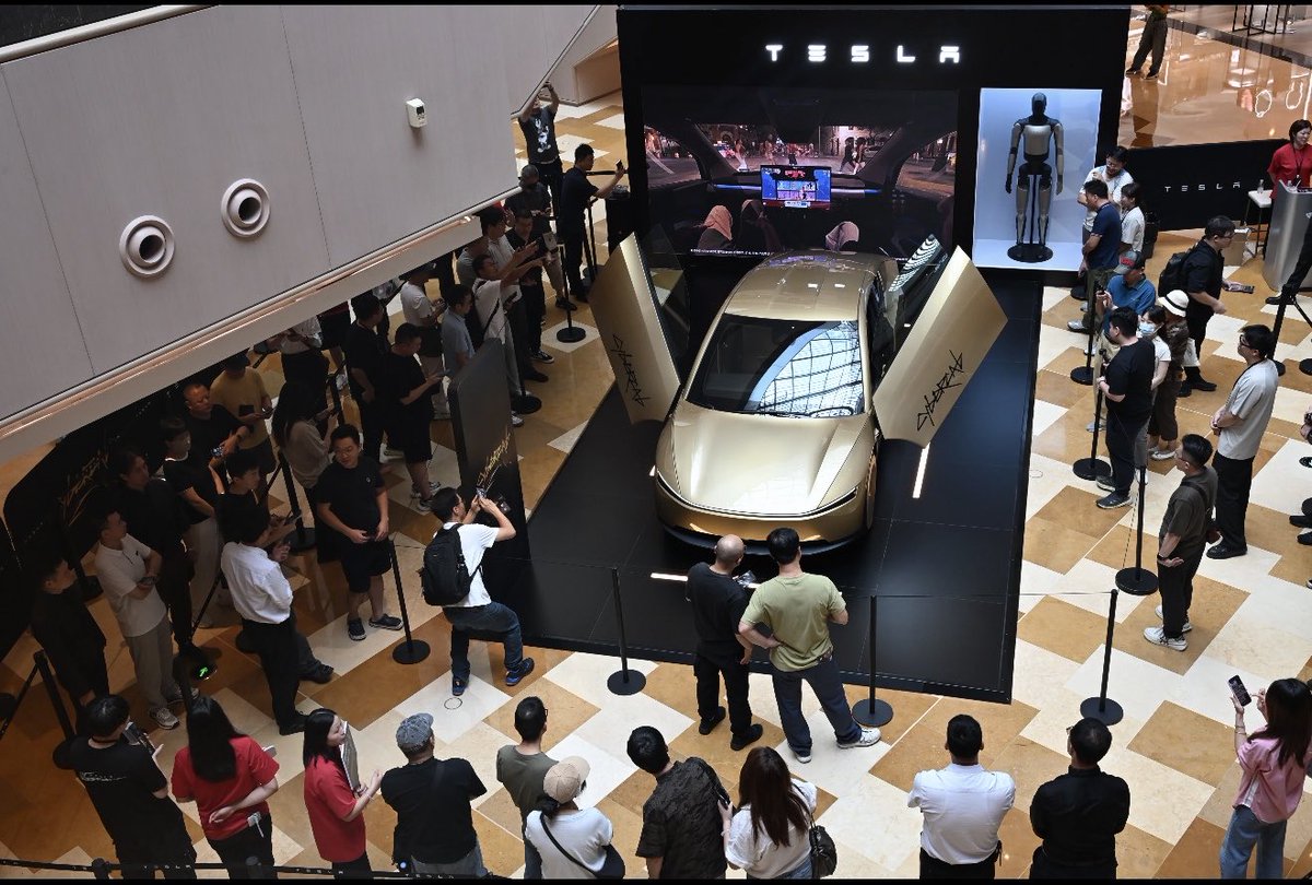 Tesla Cybercab Official Photos: 5 Details That Matter