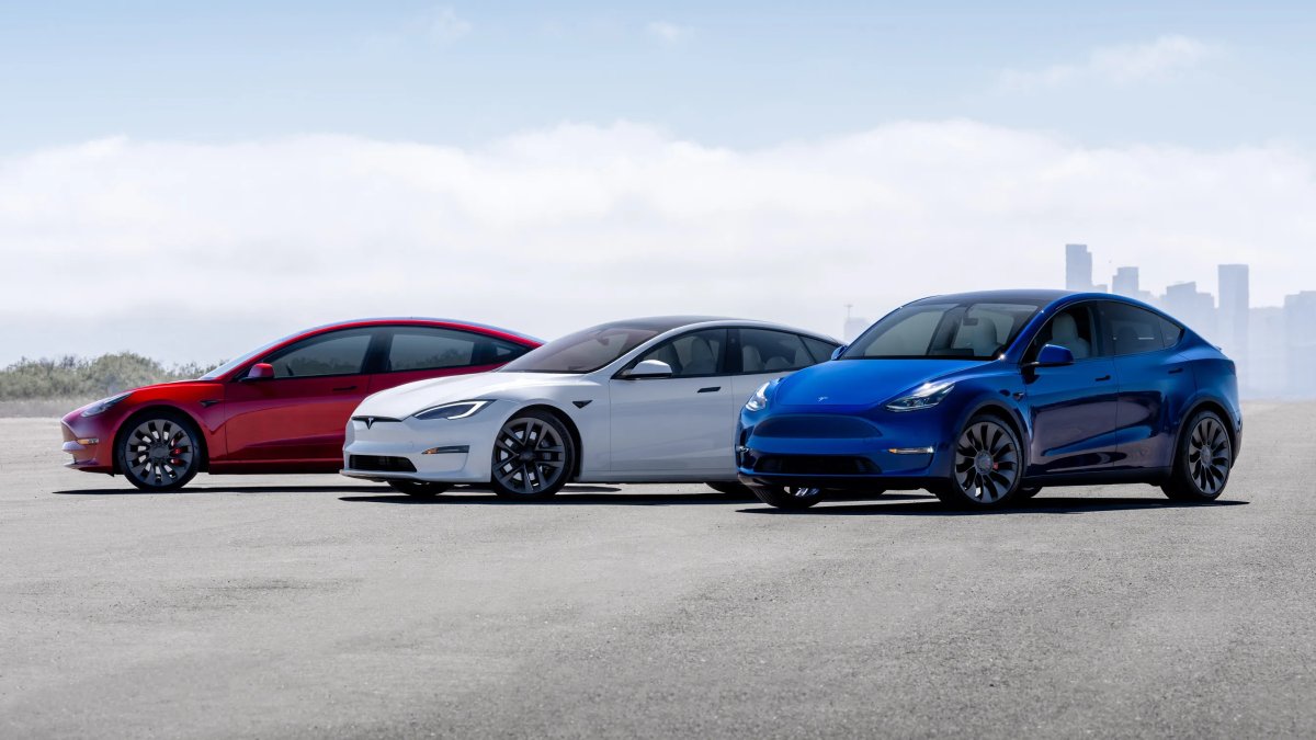 Tesla's Q4 Earnings Call: Model S/X Future & xAI Investment Sparks Debate