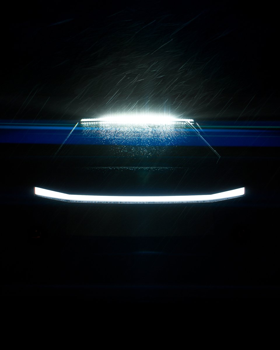 Cybertruck Off-Road Light Bar Back in Stock at Tesla Shop