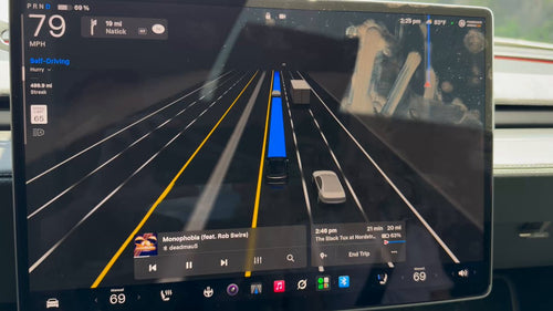 Tesla FSD Handles 500-Mile Road Trip and Thick Fog in Same Day