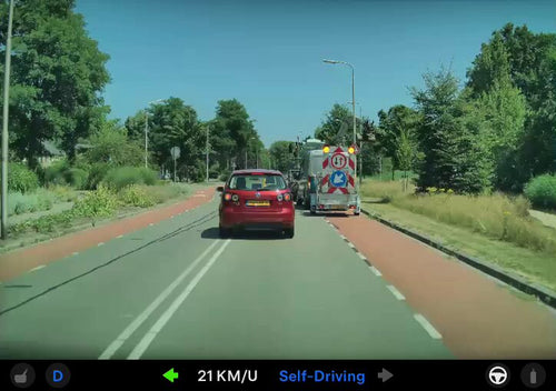 Tesla FSD Supervised Tackles Dutch Roads With Opposite-Lane Maneuvers