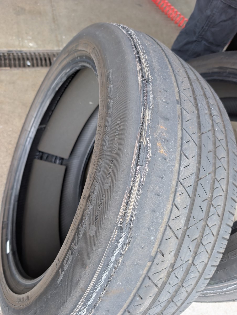 Tesla Model S & X Inner Tire Wear: What to Check Now