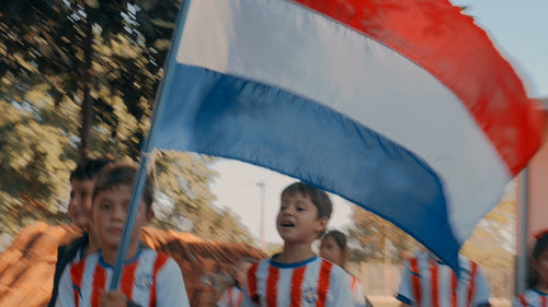 Starlink Connects Paraguay's Remote Schools to the Internet