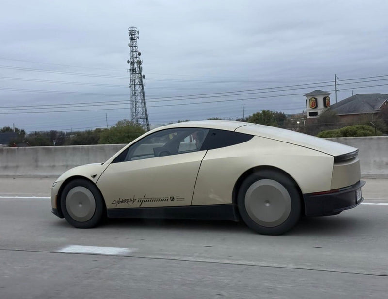 Mirrorless Tesla Cybercab Spotted Testing in Austin Again