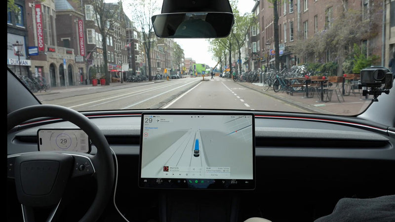 Tesla FSD Supervised Tackles Amsterdam's Toughest Streets