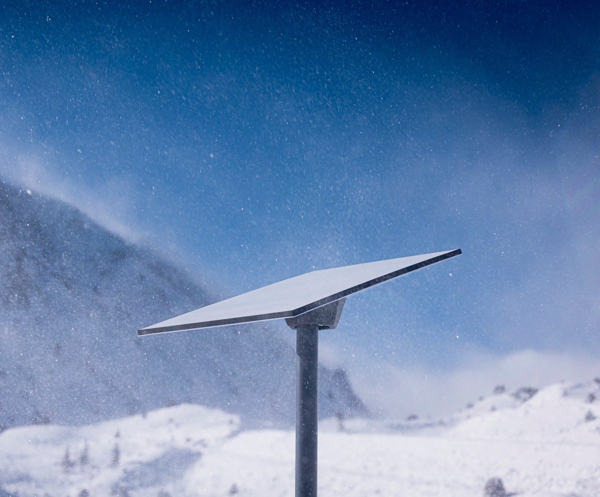 Starlink Pauses Reseller Program Amid Overwhelming Demand