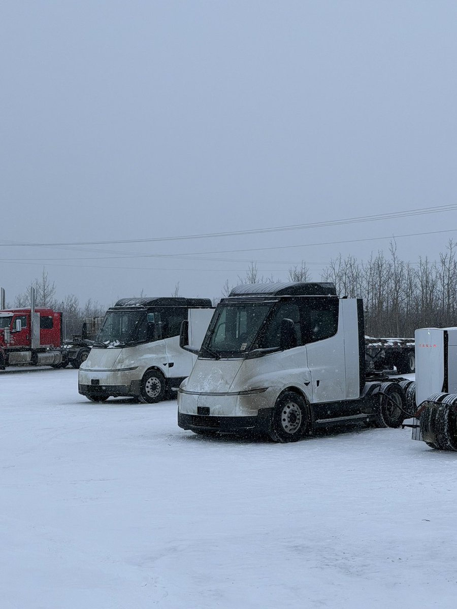 Tesla Semi Winter Testing & New Megacharger Open in SoCal