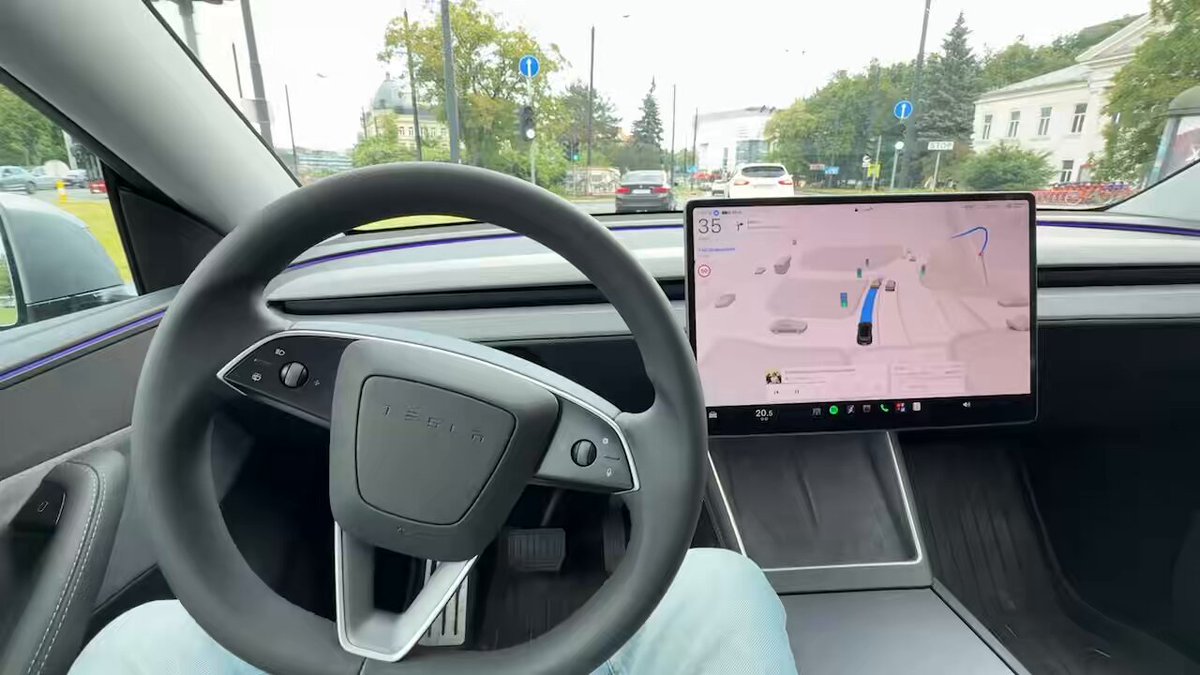 Tesla FSD Now Works Across European Borders: What to Know