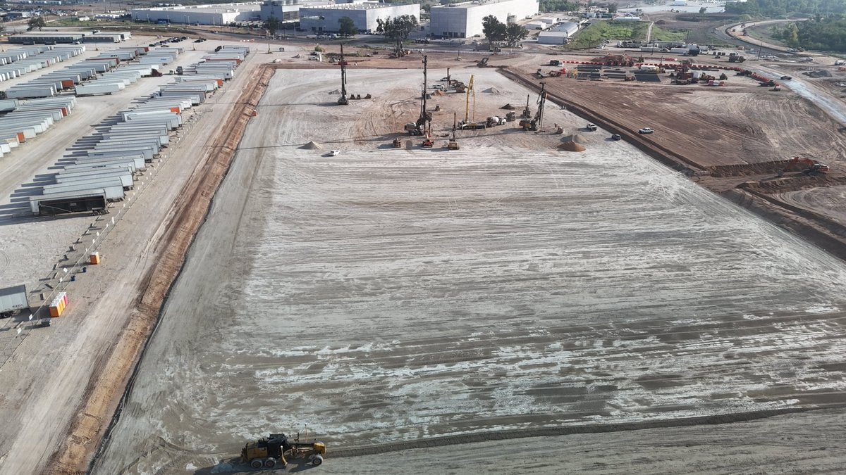 Terafab Construction Accelerates: Foundation Expands at Tesla-SpaceX Chip Factory