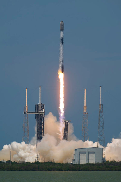 SpaceX Deploys 29 Starlink Satellites in Falcon 9 Launch from Florida