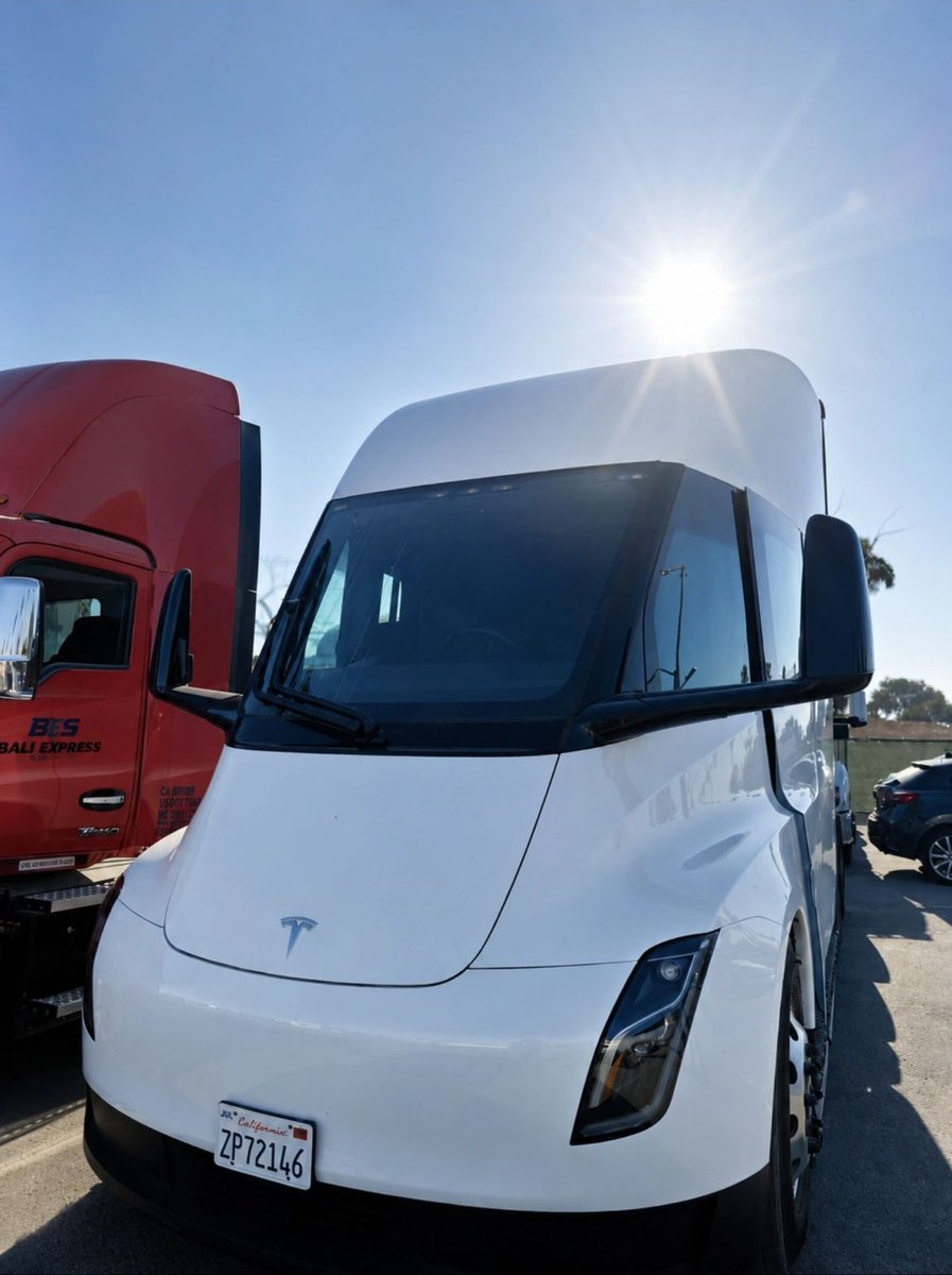 Tesla Semi at Bali Express Services: 5 Details That Matter