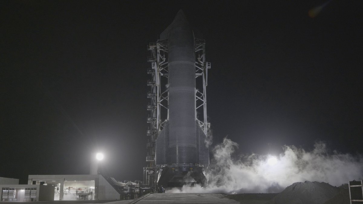 SpaceX Starship Passes Deorbit Burn Static Fire Test